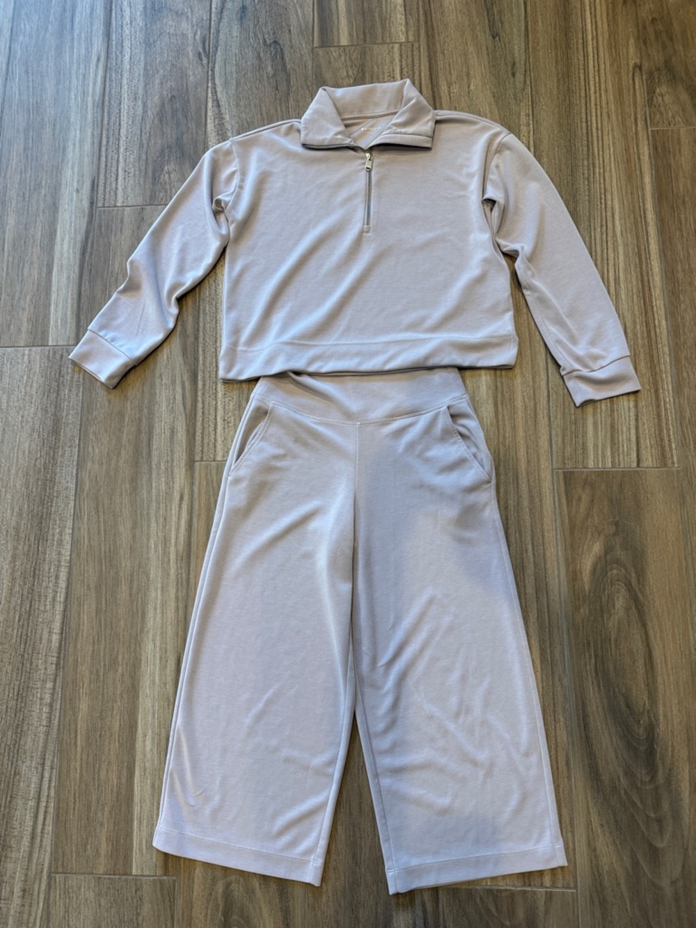 Athleta Women’s 2-Piece Lounge  Travel Set Lt Lavender. Small Top; Pants XS